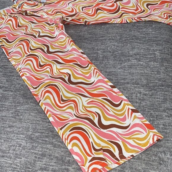 Super Cute Plus Size Groovy Jeans - NWT💕 - Picture 5 of 8